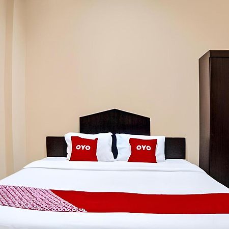 Hotel O Medan City Near Lapangan Benteng Formerly Ralica Residence Ngoại thất bức ảnh