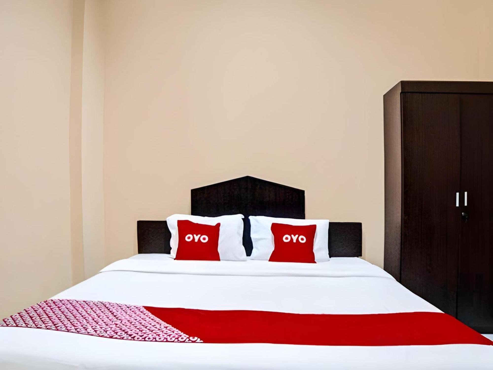 Hotel O Medan City Near Lapangan Benteng Formerly Ralica Residence Ngoại thất bức ảnh