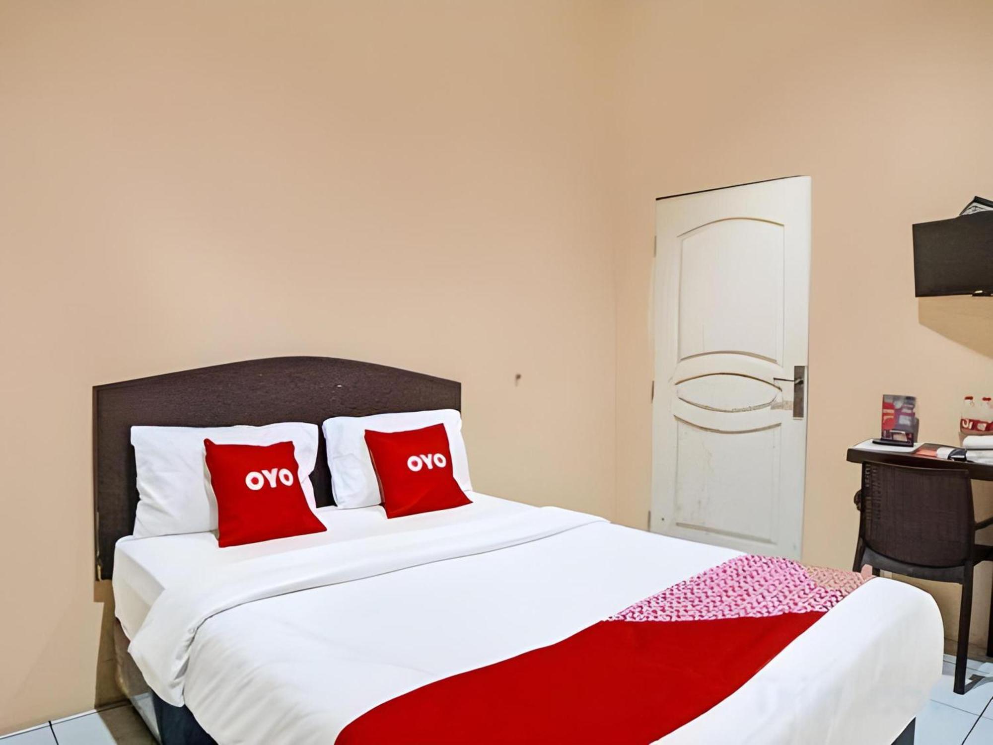 Hotel O Medan City Near Lapangan Benteng Formerly Ralica Residence Ngoại thất bức ảnh