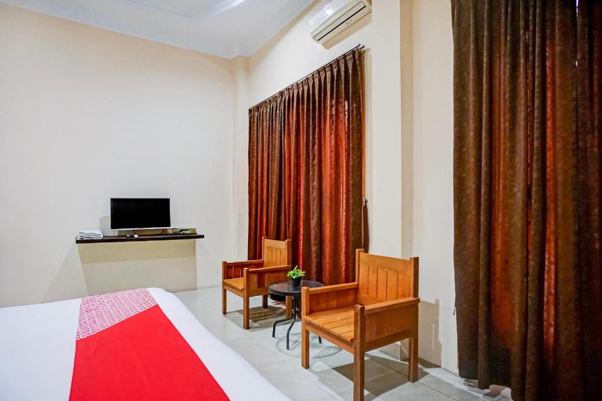Hotel O Medan City Near Lapangan Benteng Formerly Ralica Residence Ngoại thất bức ảnh