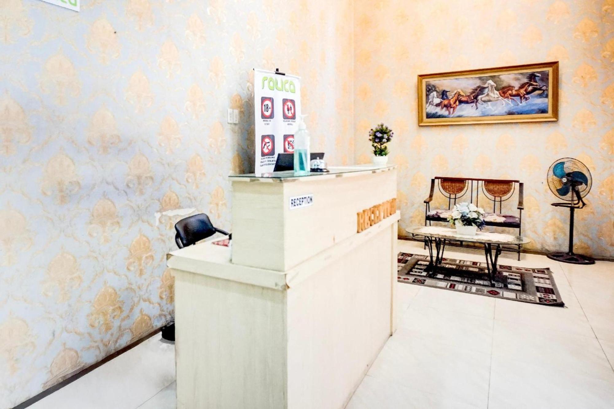 Hotel O Medan City Near Lapangan Benteng Formerly Ralica Residence Ngoại thất bức ảnh