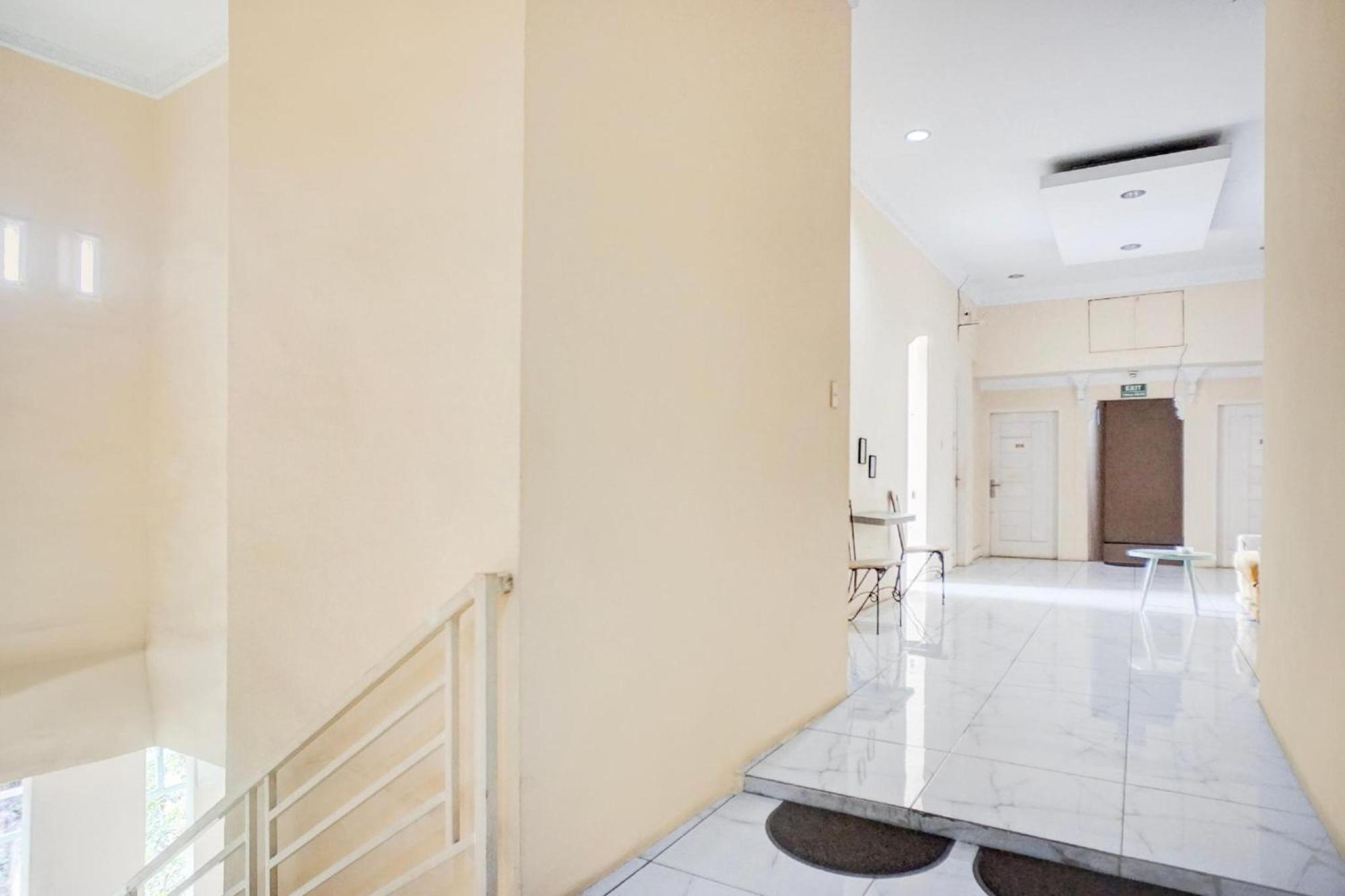 Hotel O Medan City Near Lapangan Benteng Formerly Ralica Residence Ngoại thất bức ảnh