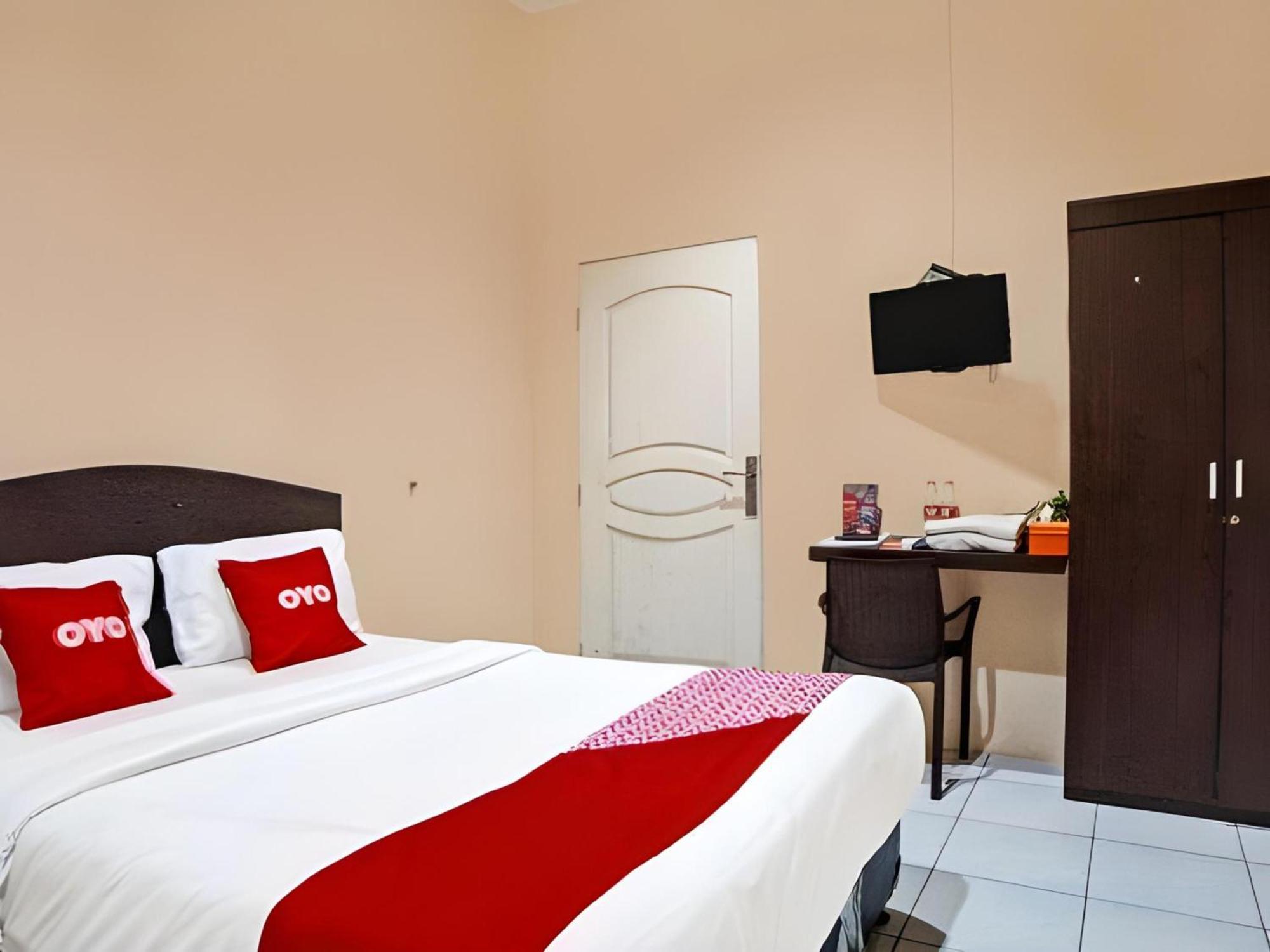 Hotel O Medan City Near Lapangan Benteng Formerly Ralica Residence Ngoại thất bức ảnh